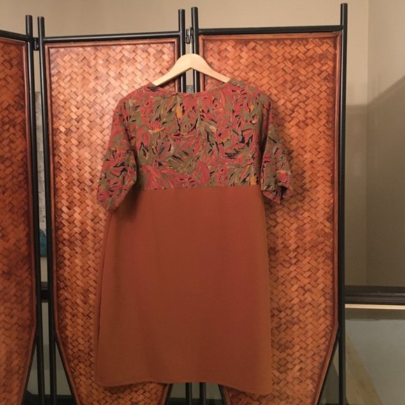 Handmade Botanical Dress From Portugal - Picture 3 of 6